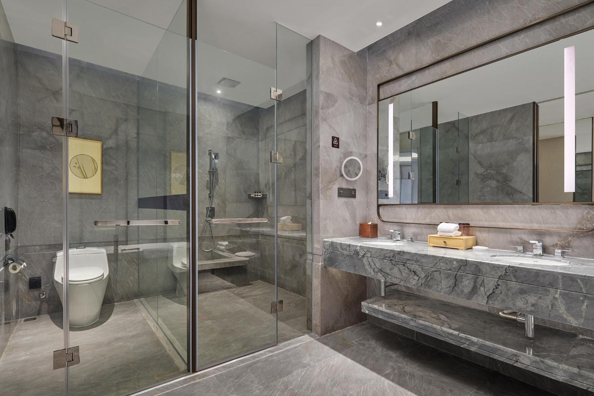 Dongguan Dongcheng International Hotel - Free Shuttle Buses For Executive Room Guests During Canton Fair Eksteriør bilde