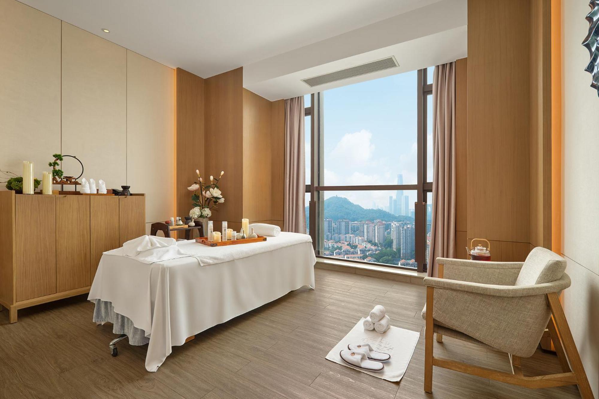 Dongguan Dongcheng International Hotel - Free Shuttle Buses For Executive Room Guests During Canton Fair Eksteriør bilde
