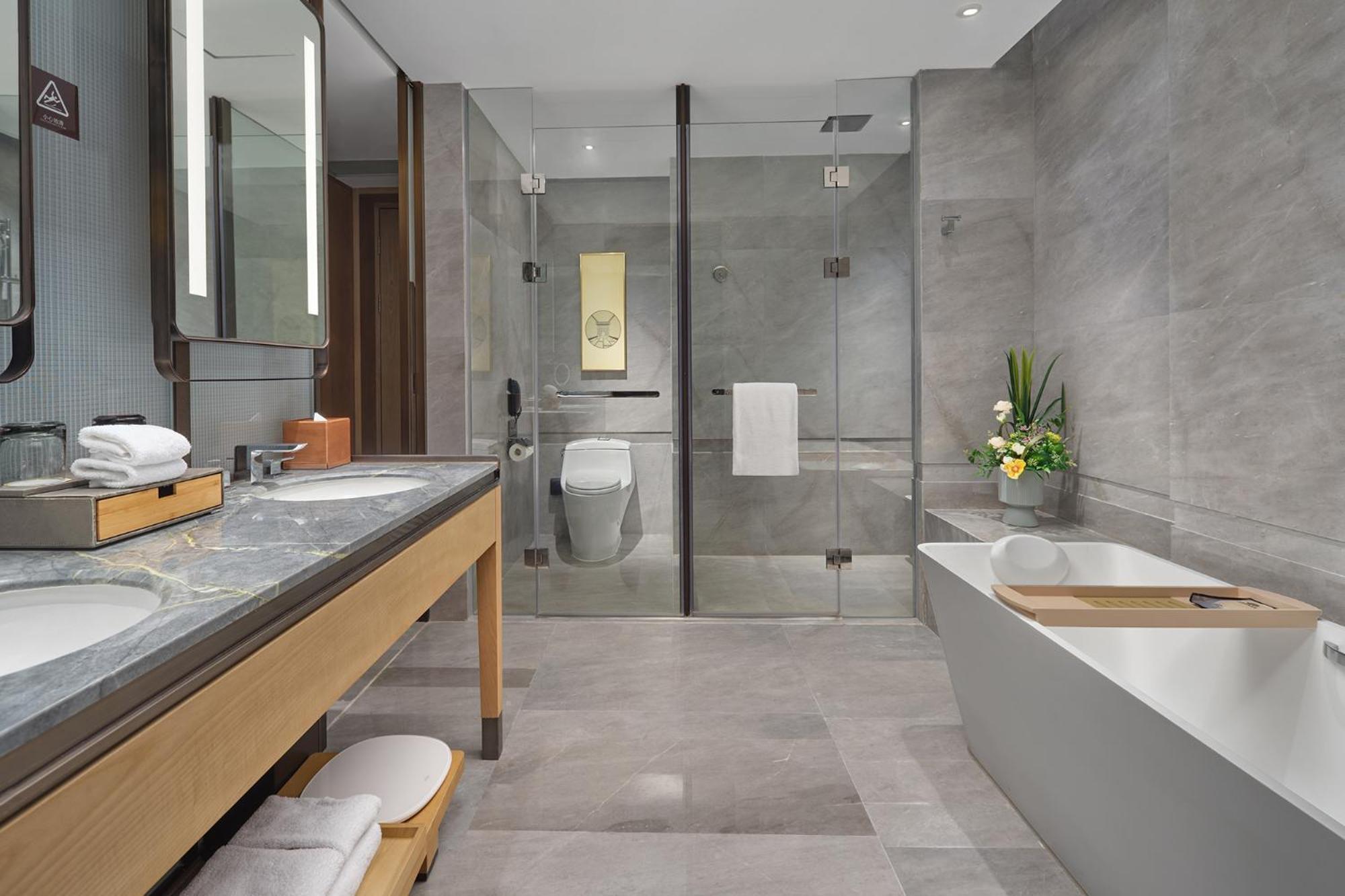 Dongguan Dongcheng International Hotel - Free Shuttle Buses For Executive Room Guests During Canton Fair Eksteriør bilde
